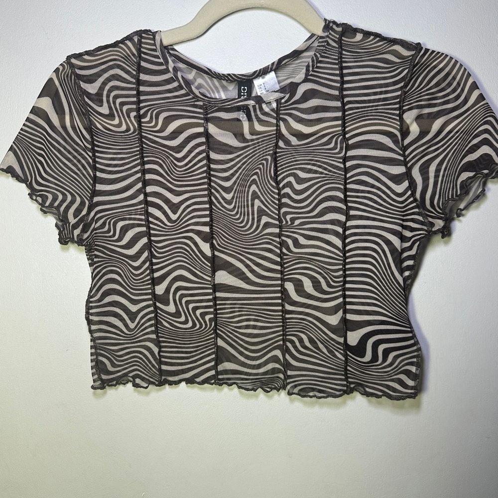 Womans Brown Swirl Print Mesh Short Sleeve Crop Top Small Lettuce Hem Sheer